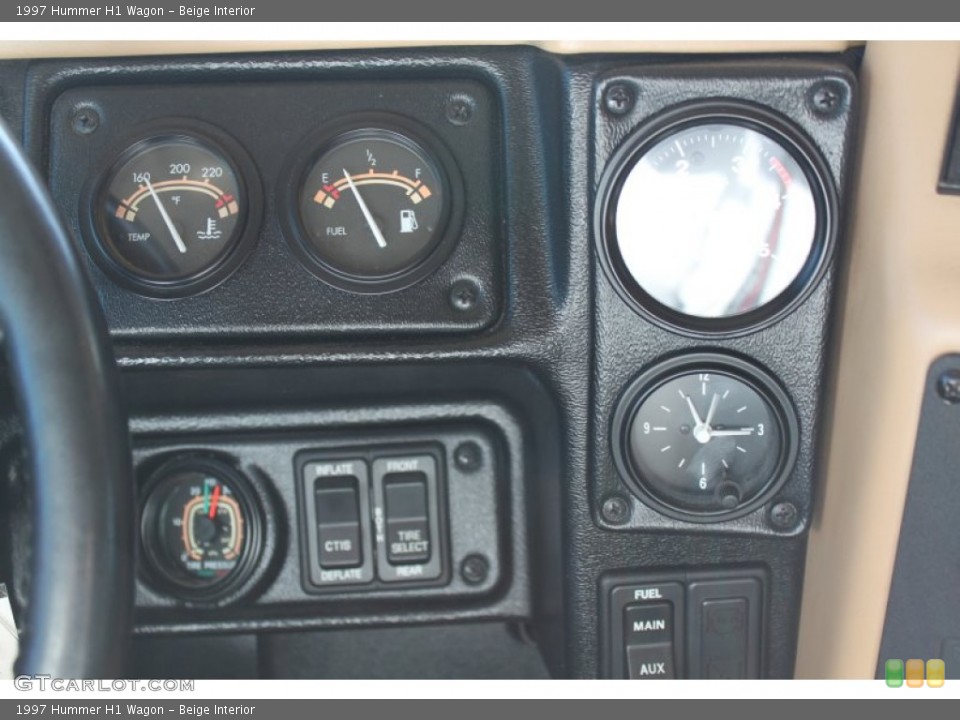 Beige Interior Gauges for the 1997 Hummer H1 Wagon #74447924