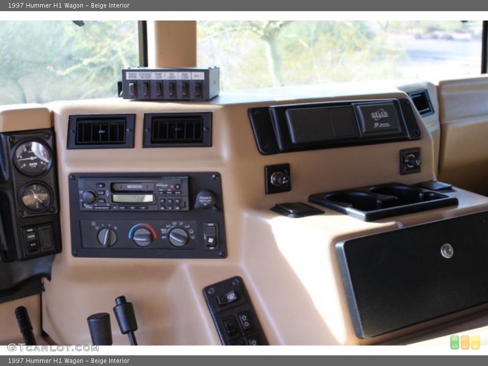 Beige Interior Controls for the 1997 Hummer H1 Wagon #74447993