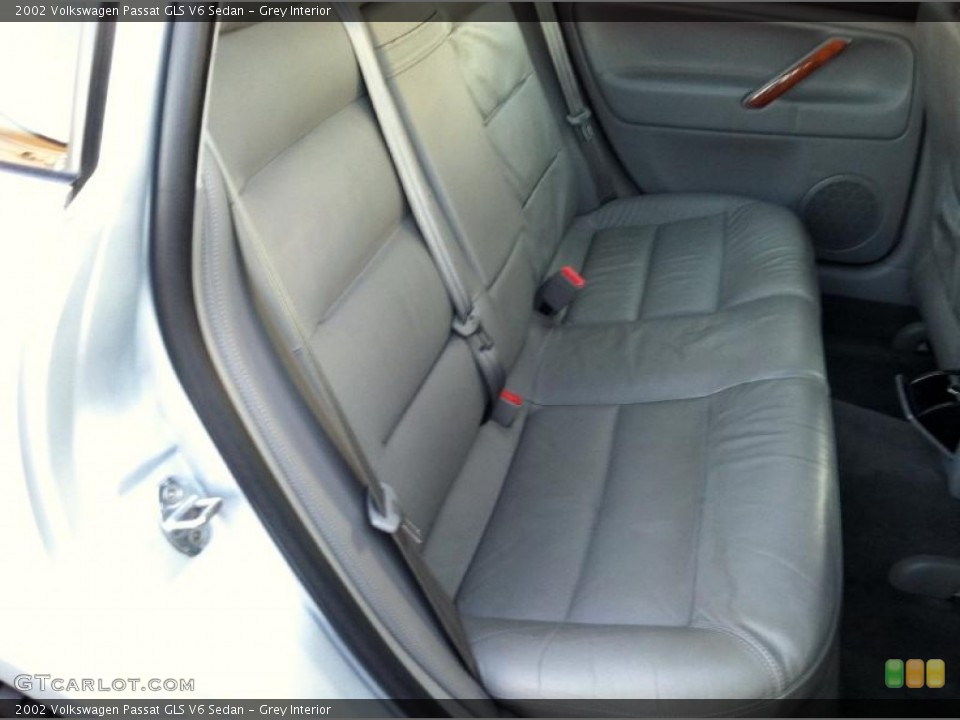 Grey Interior Rear Seat for the 2002 Volkswagen Passat GLS V6 Sedan #74458103