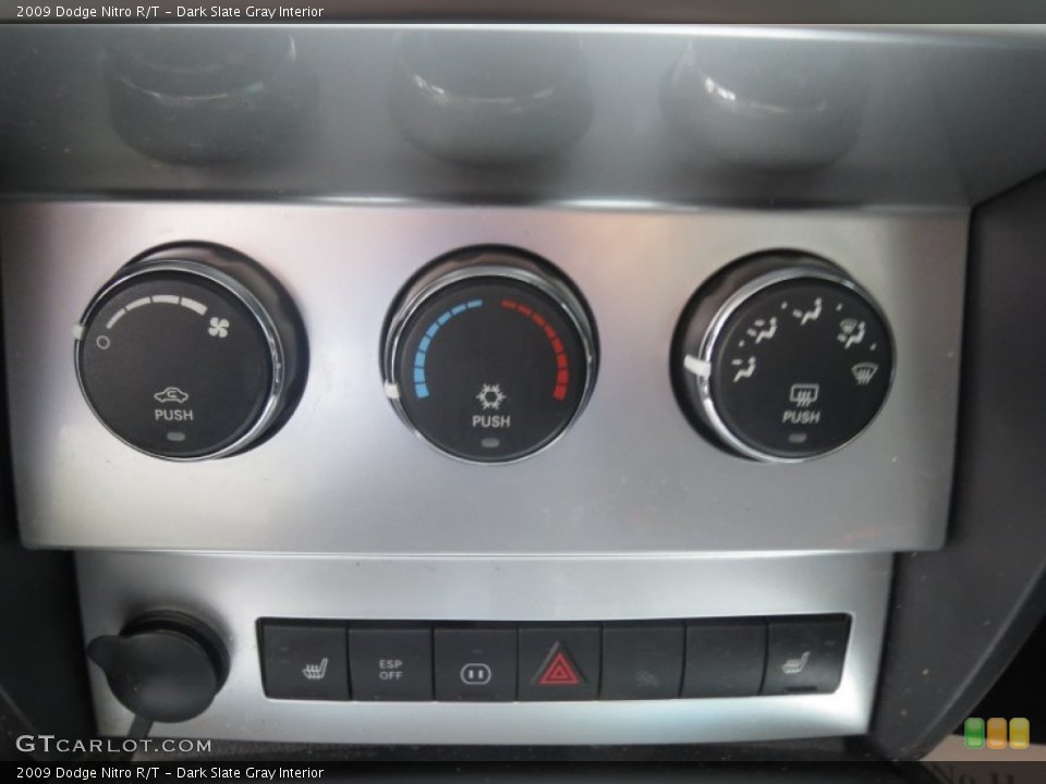Dark Slate Gray Interior Controls for the 2009 Dodge Nitro R/T #74474465