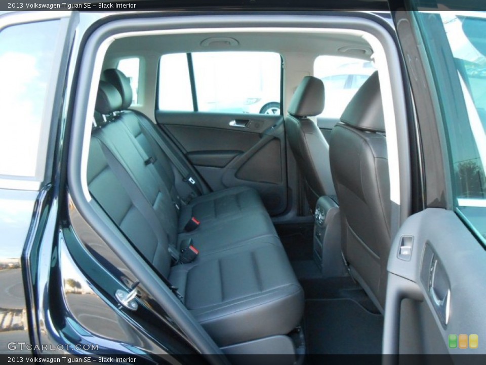 Black Interior Photo for the 2013 Volkswagen Tiguan SE #74476980