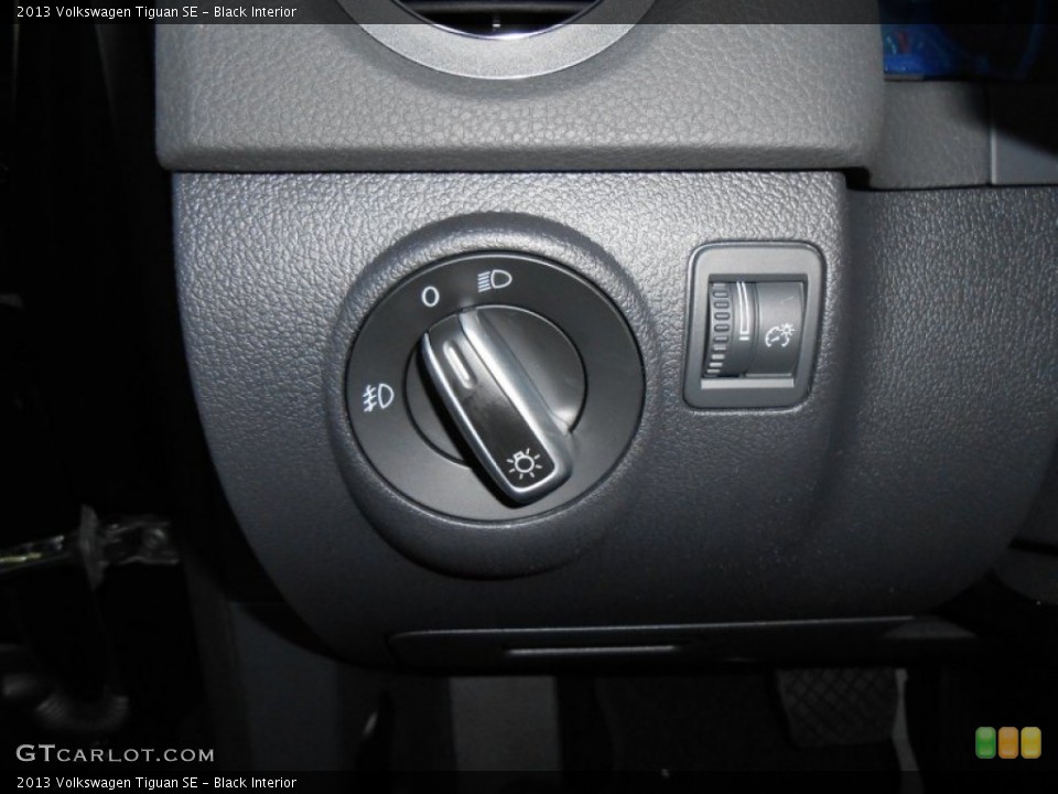 Black Interior Controls for the 2013 Volkswagen Tiguan SE #74477106