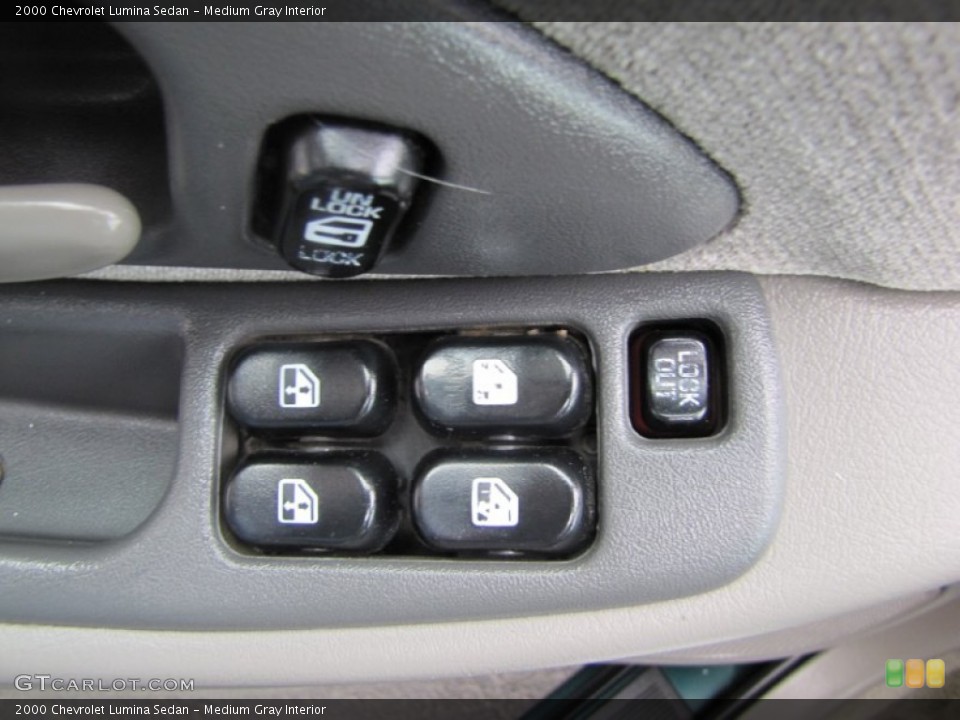 Medium Gray Interior Controls for the 2000 Chevrolet Lumina Sedan #74483003