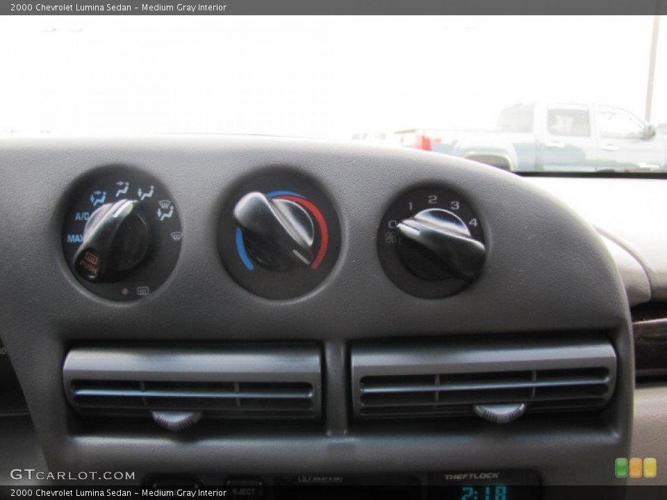 Medium Gray Interior Controls for the 2000 Chevrolet Lumina Sedan #74483036
