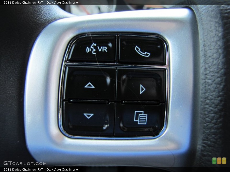Dark Slate Gray Interior Controls for the 2011 Dodge Challenger R/T #74483225