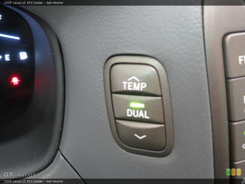 Ash Interior Controls for the 2005 Lexus LS 430 Sedan #74485988
