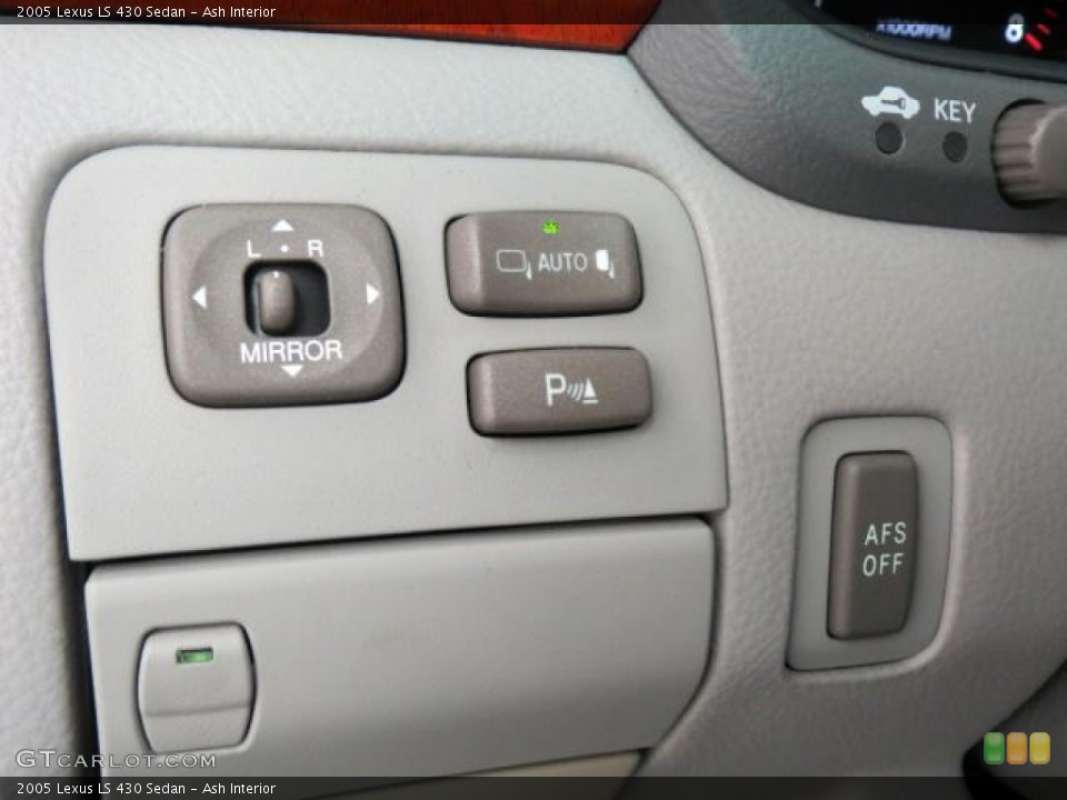 Ash Interior Controls for the 2005 Lexus LS 430 Sedan #74486084