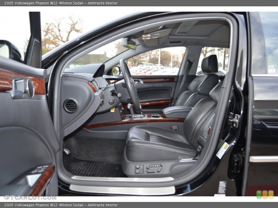 Anthracite Interior Photo for the 2005 Volkswagen Phaeton W12 4Motion Sedan #74492057