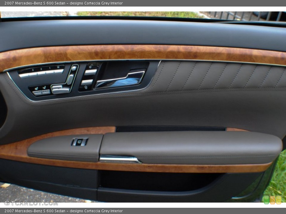 designo Corteccia Grey Interior Door Panel for the 2007 Mercedes-Benz S 600 Sedan #74497923