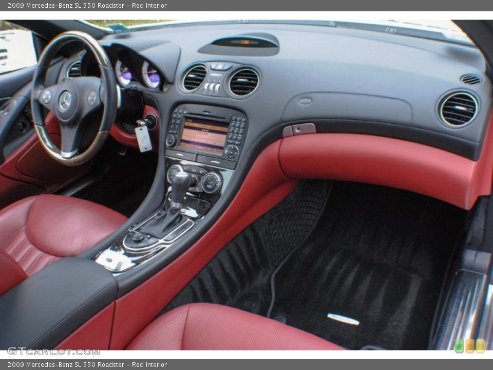 Red Interior Dashboard for the 2009 Mercedes-Benz SL 550 Roadster #74500490