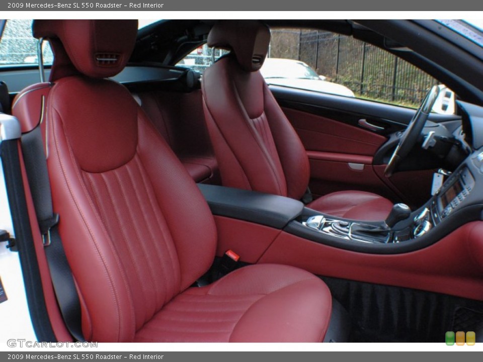 Red Interior Photo for the 2009 Mercedes-Benz SL 550 Roadster #74500516