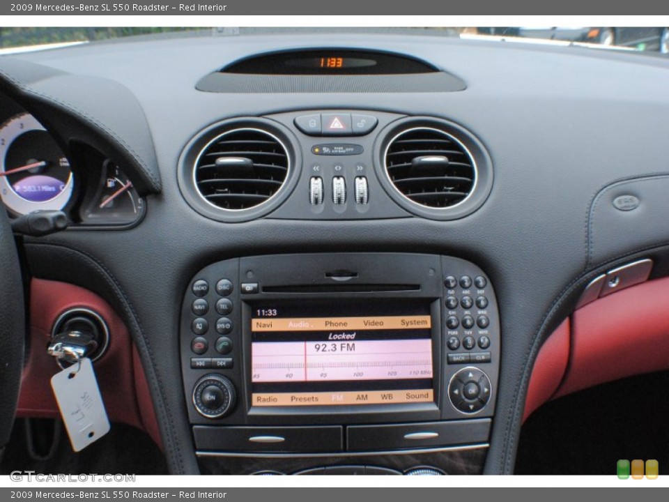 Red Interior Controls for the 2009 Mercedes-Benz SL 550 Roadster #74500590