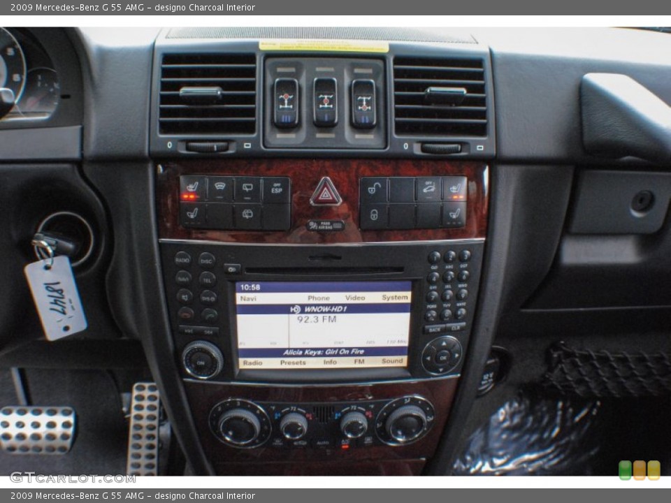 designo Charcoal Interior Controls for the 2009 Mercedes-Benz G 55 AMG #74501081