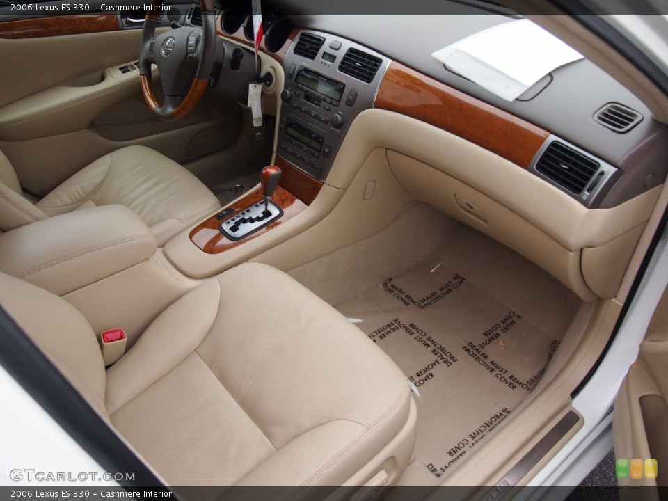 Cashmere Interior Photo for the 2006 Lexus ES 330 #74502302