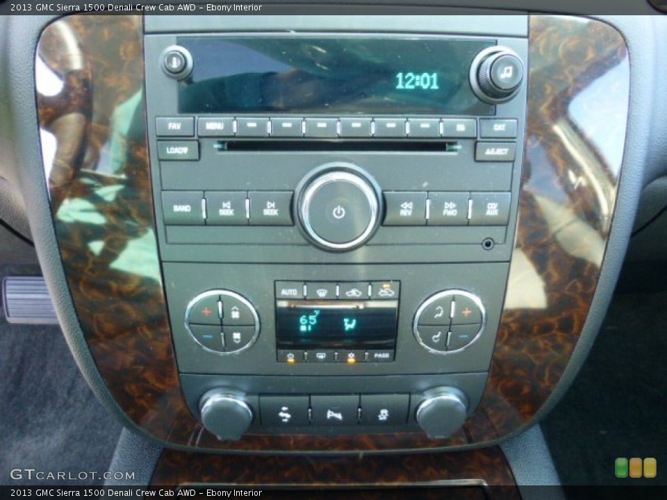 Ebony Interior Controls for the 2013 GMC Sierra 1500 Denali Crew Cab AWD #74505757