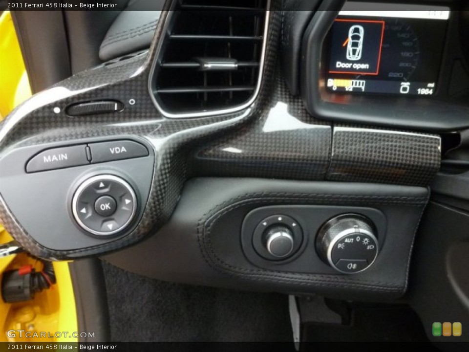 Beige Interior Controls for the 2011 Ferrari 458 Italia #74508104