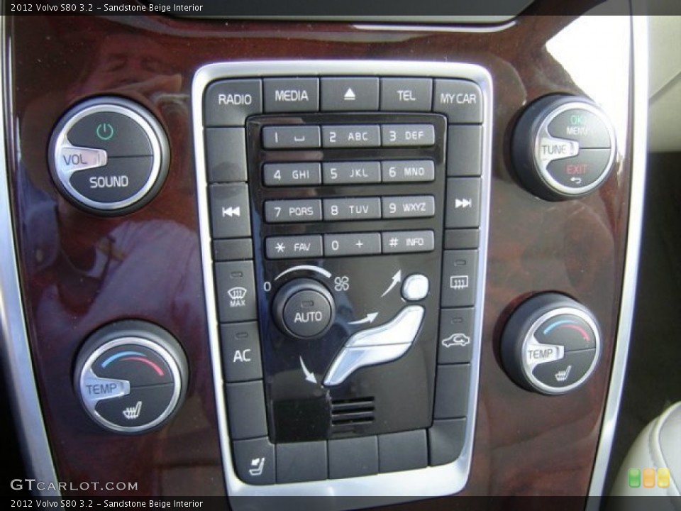 Sandstone Beige Interior Controls for the 2012 Volvo S80 3.2 #74514079