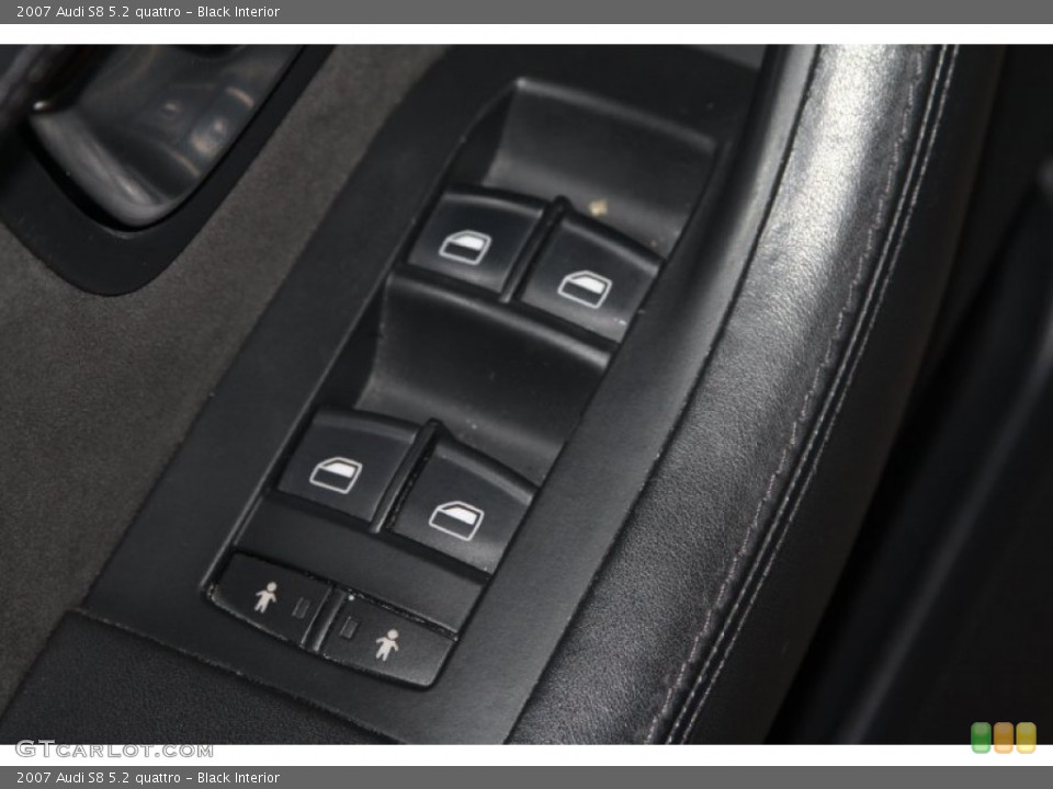 Black Interior Controls for the 2007 Audi S8 5.2 quattro #74520850