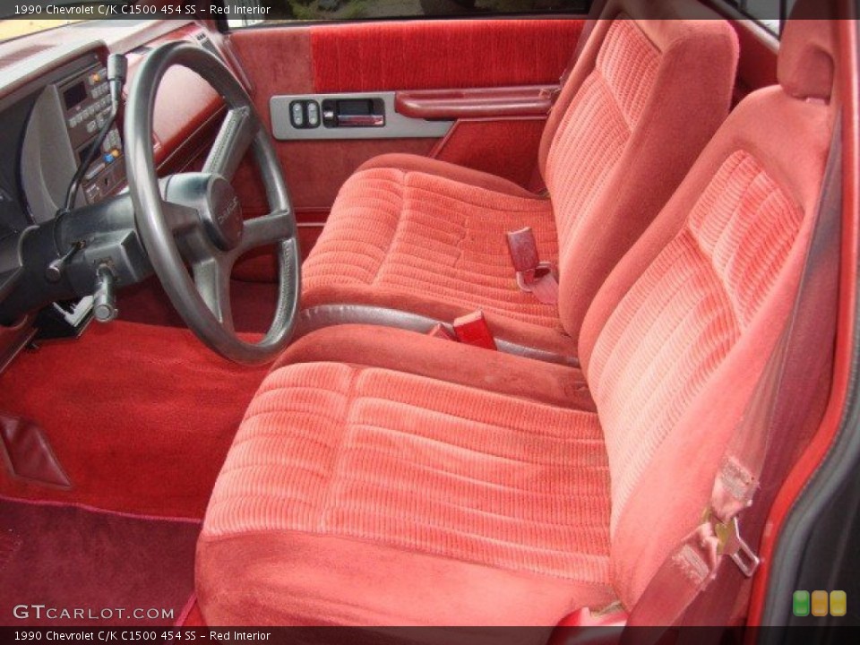 Red Interior Photo for the 1990 Chevrolet C/K C1500 454 SS #74529838
