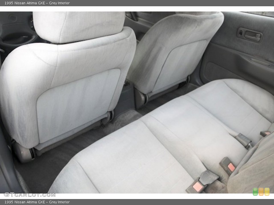 Grey Interior Rear Seat for the 1995 Nissan Altima GXE #74539529