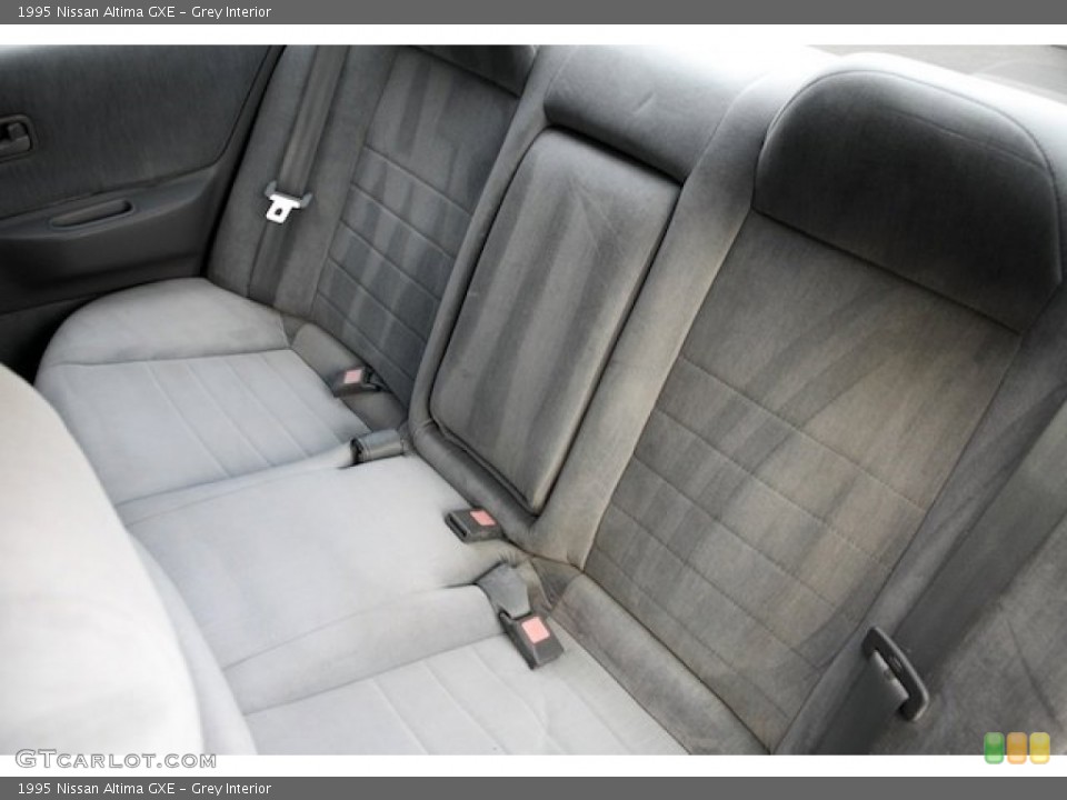 Grey Interior Rear Seat for the 1995 Nissan Altima GXE #74539544
