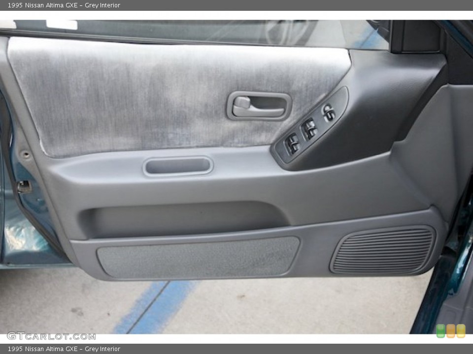 Grey Interior Door Panel for the 1995 Nissan Altima GXE #74539652