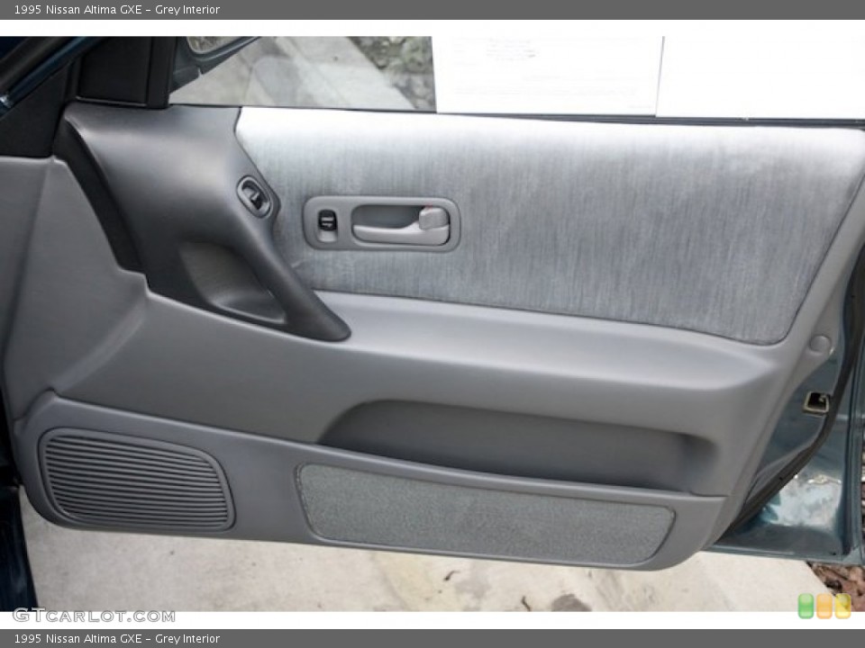 Grey Interior Door Panel for the 1995 Nissan Altima GXE #74539690