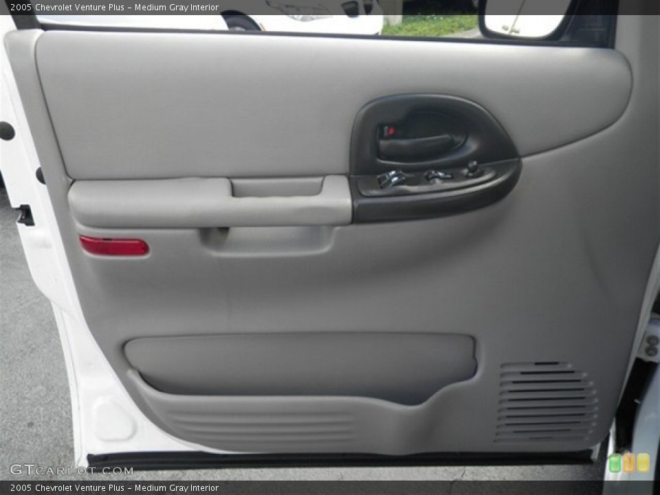 Medium Gray Interior Door Panel for the 2005 Chevrolet Venture Plus #74541192