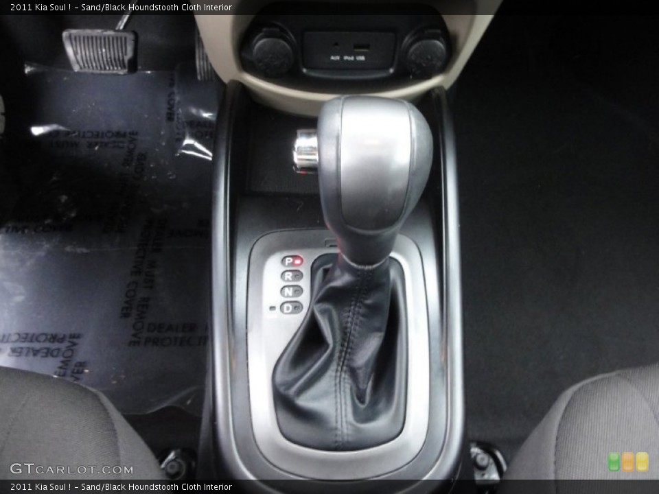Sand/Black Houndstooth Cloth Interior Transmission for the 2011 Kia Soul ! #74575853