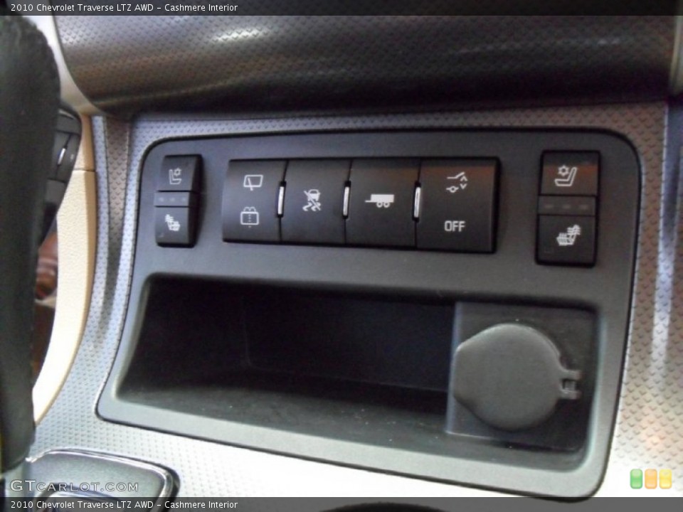Cashmere Interior Controls for the 2010 Chevrolet Traverse LTZ AWD #74583019