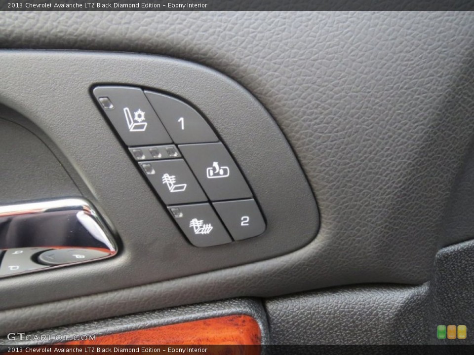 Ebony Interior Controls for the 2013 Chevrolet Avalanche LTZ Black Diamond Edition #74583053