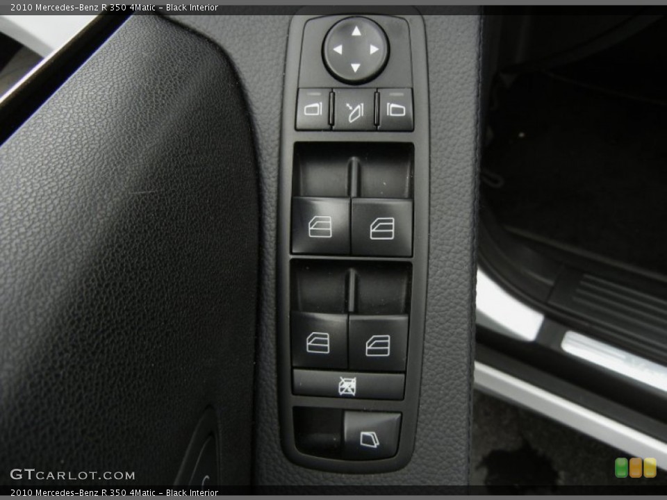 Black Interior Controls for the 2010 Mercedes-Benz R 350 4Matic #74587572