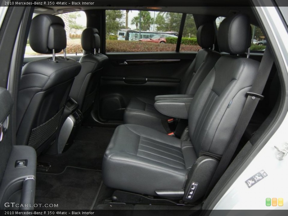 Black Interior Rear Seat for the 2010 Mercedes-Benz R 350 4Matic #74587597