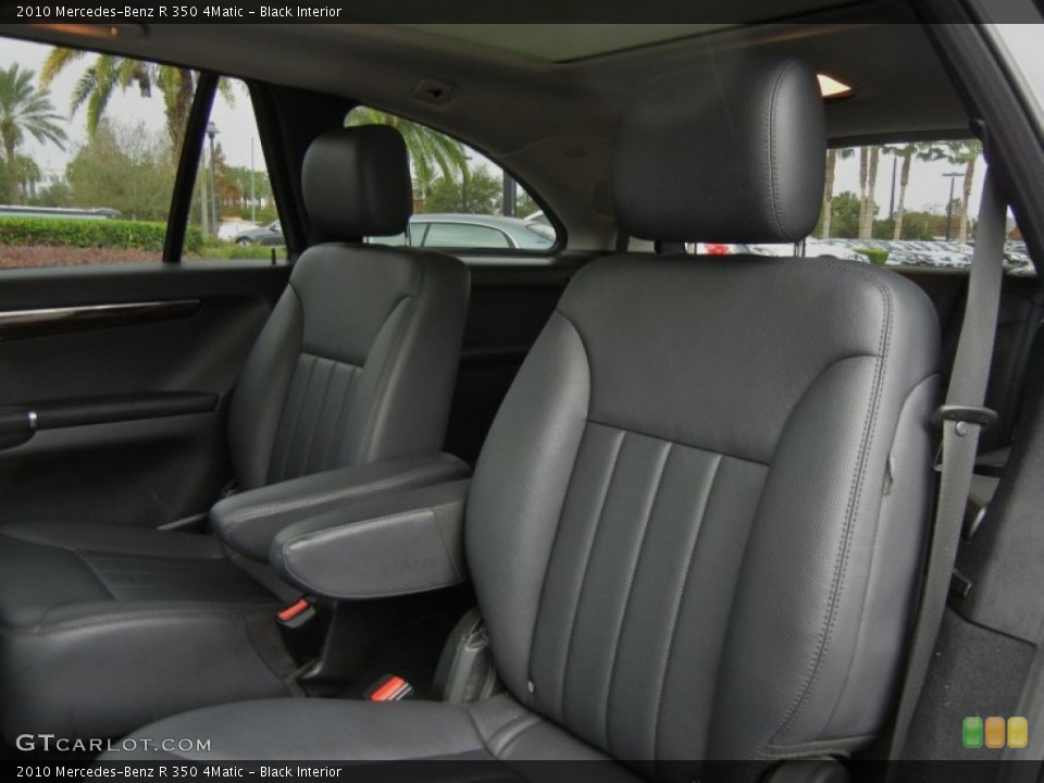Black Interior Rear Seat for the 2010 Mercedes-Benz R 350 4Matic #74587616
