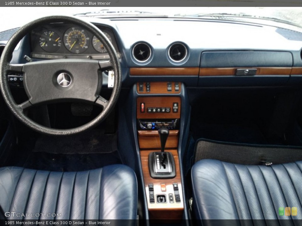 Blue Interior Dashboard for the 1985 Mercedes-Benz E Class 300 D Sedan #74593883