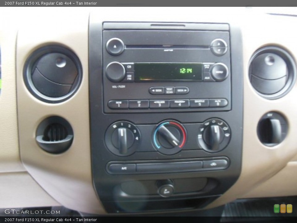 Tan Interior Controls for the 2007 Ford F150 XL Regular Cab 4x4 #74599952
