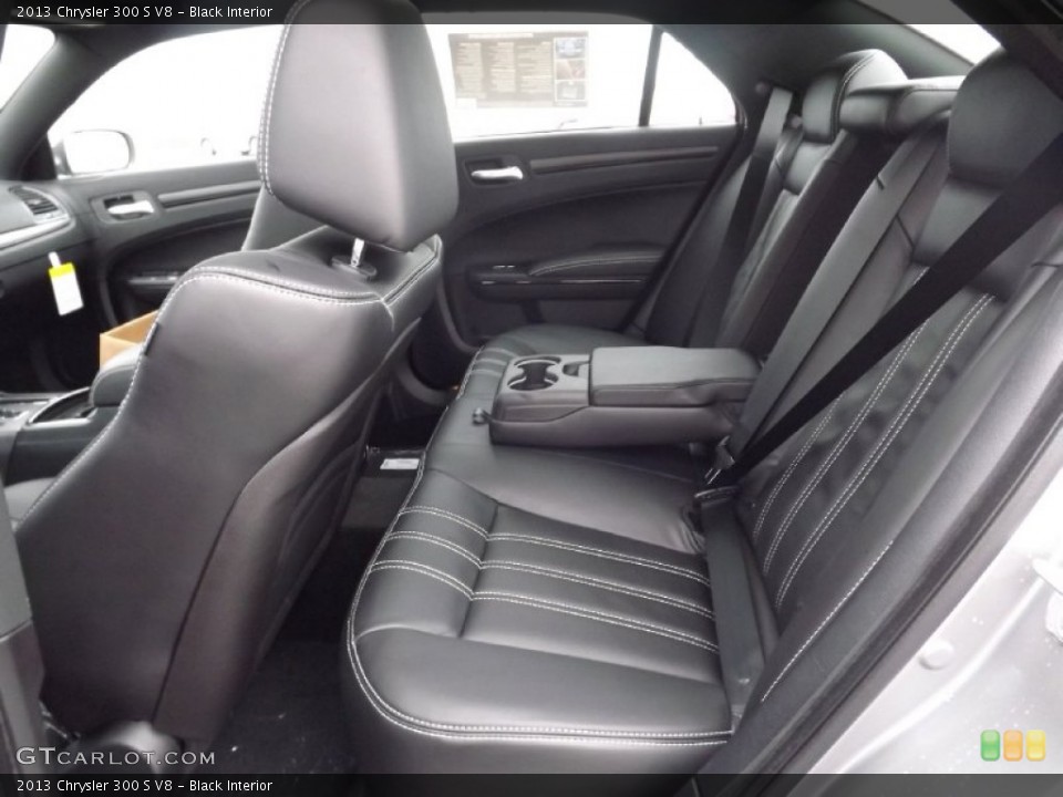 Black Interior Rear Seat for the 2013 Chrysler 300 S V8 #74615150