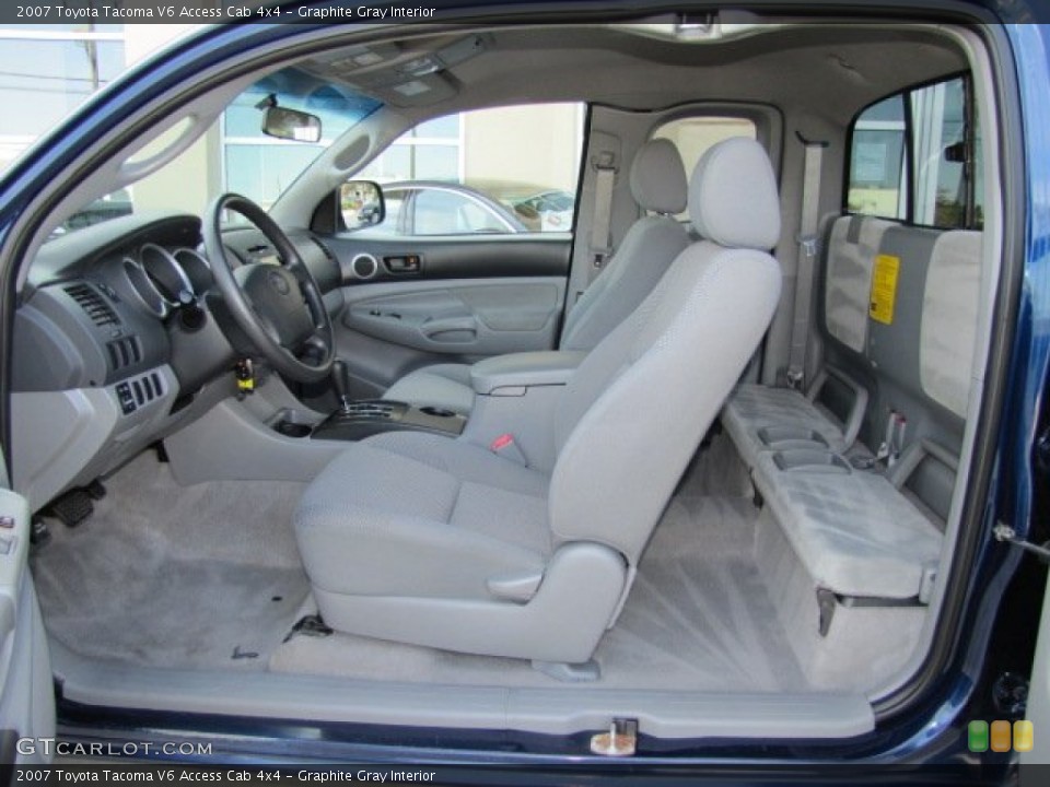 Graphite Gray Interior Photo for the 2007 Toyota Tacoma V6 Access Cab 4x4 #74616494