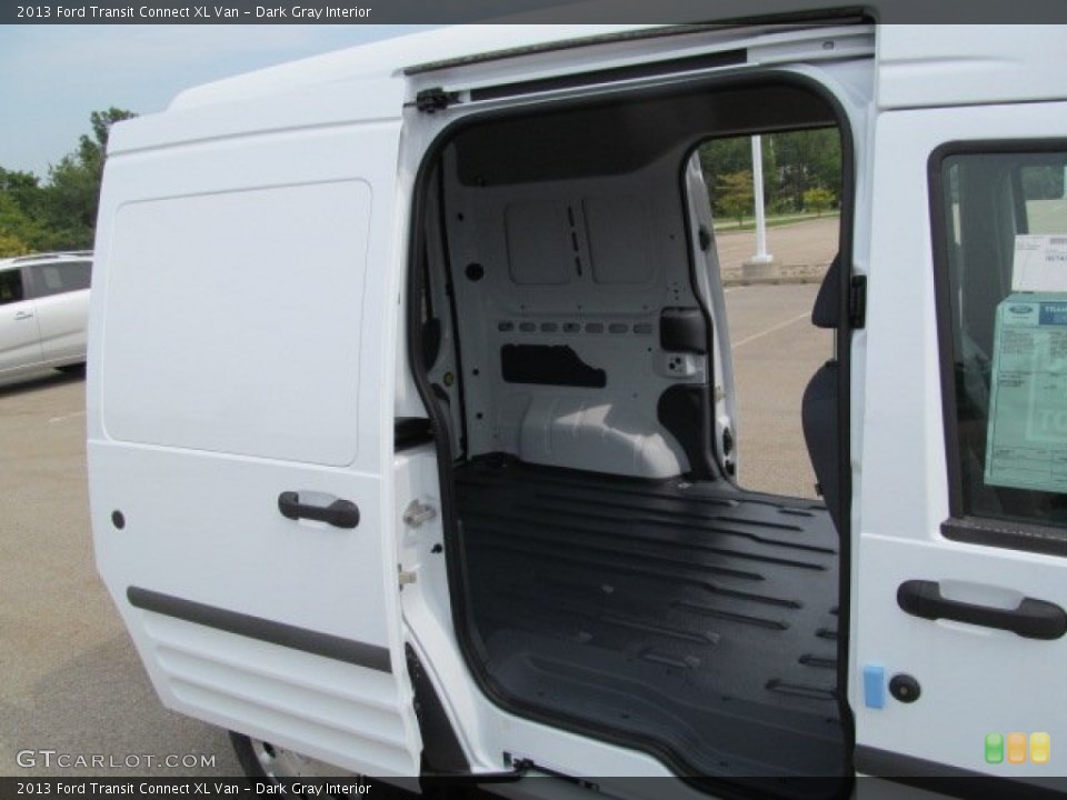 Dark Gray Interior Photo for the 2013 Ford Transit Connect XL Van #74632344