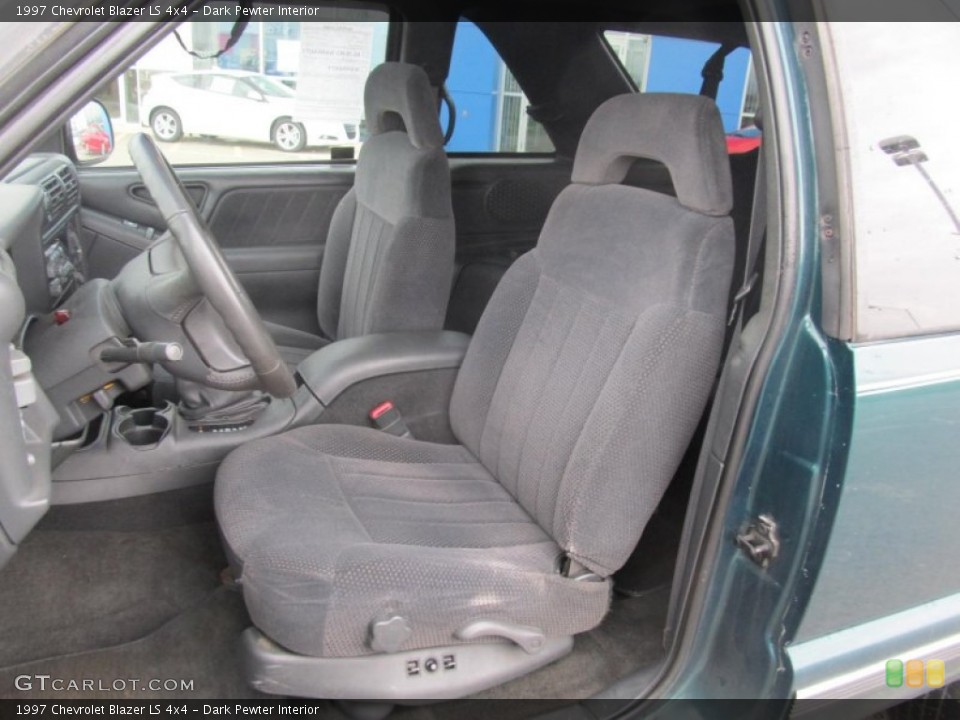 Dark Pewter Interior Photo for the 1997 Chevrolet Blazer LS 4x4 #74640490