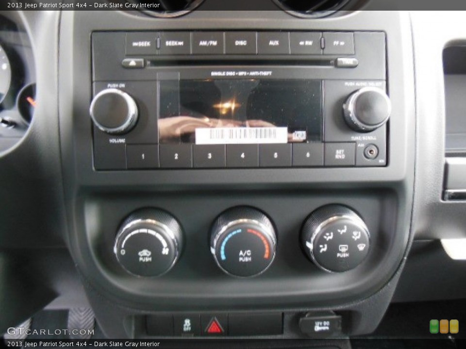 Dark Slate Gray Interior Controls for the 2013 Jeep Patriot Sport 4x4 #74654555