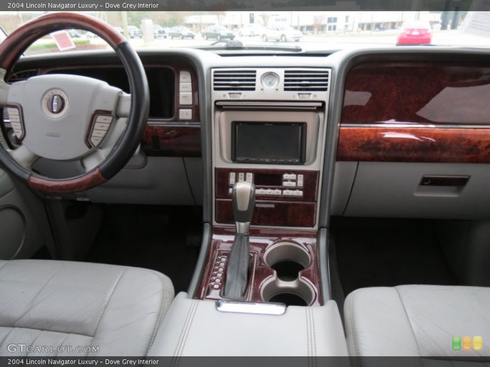 Dove Grey Interior Dashboard for the 2004 Lincoln Navigator Luxury #74685787