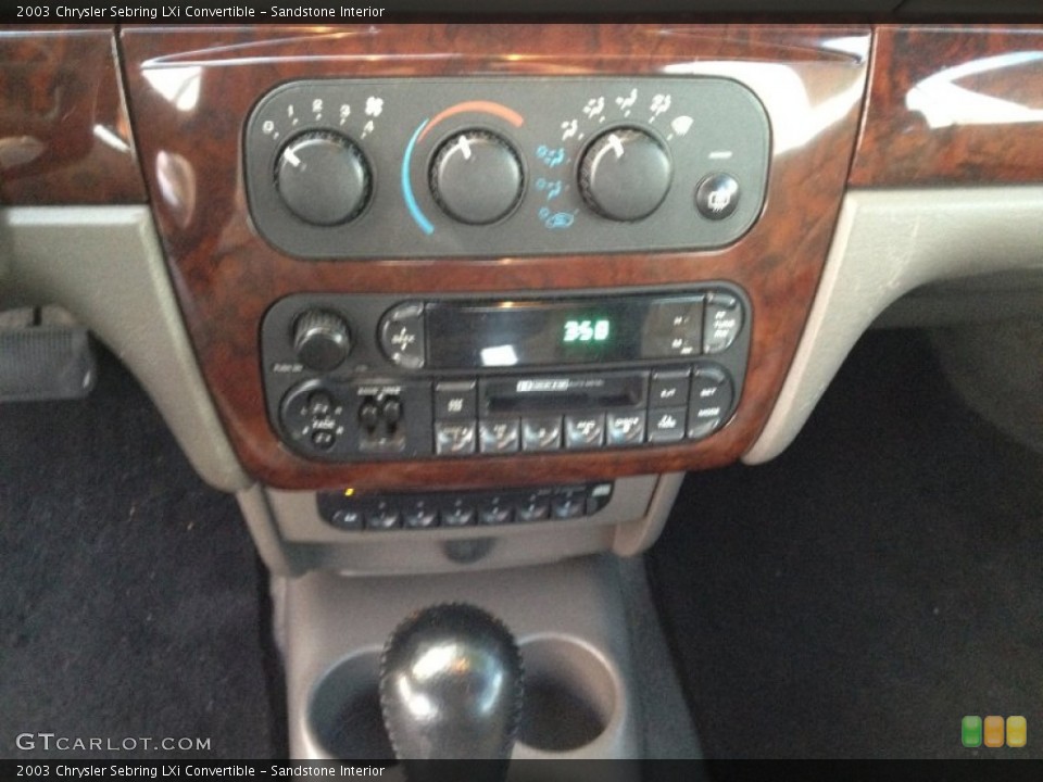 Sandstone Interior Controls for the 2003 Chrysler Sebring LXi Convertible #74692153