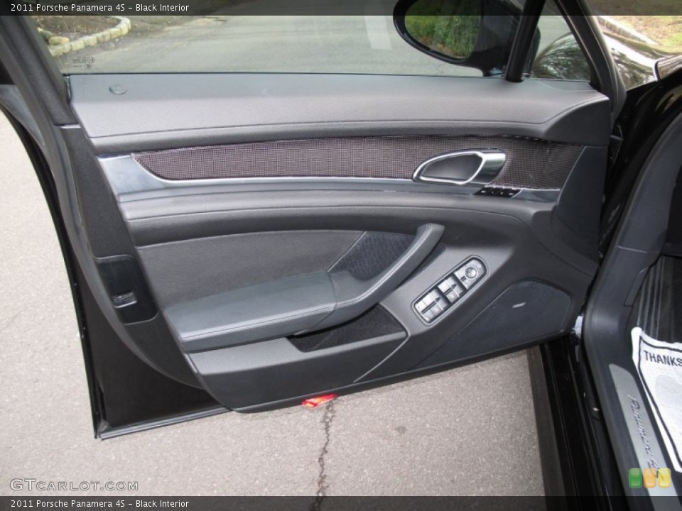 Black Interior Door Panel for the 2011 Porsche Panamera 4S #74698189