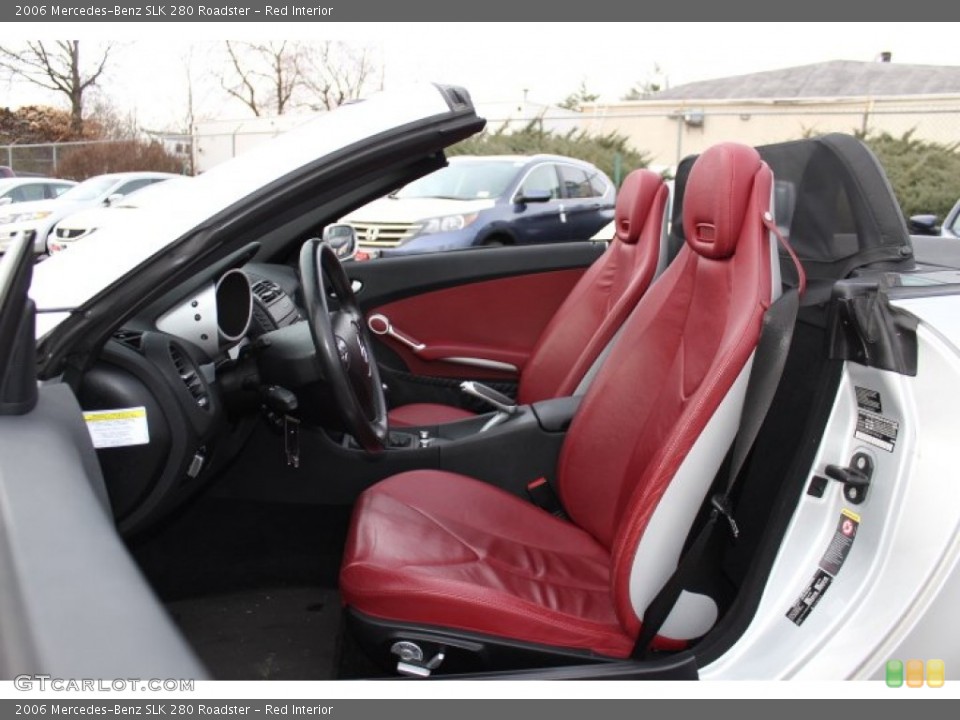 Red Interior Photo for the 2006 Mercedes-Benz SLK 280 Roadster #74699965