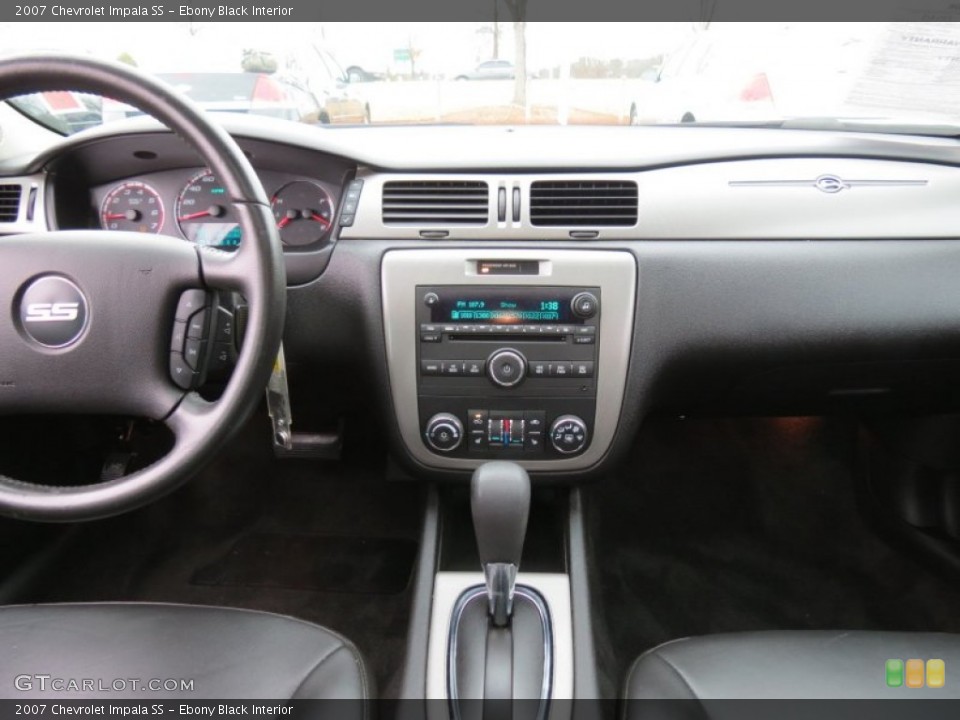 Ebony Black Interior Dashboard for the 2007 Chevrolet Impala SS #74728150