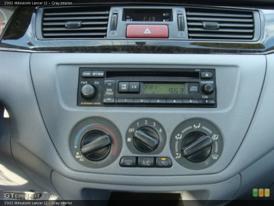 Gray Interior Controls for the 2002 Mitsubishi Lancer LS #74736349