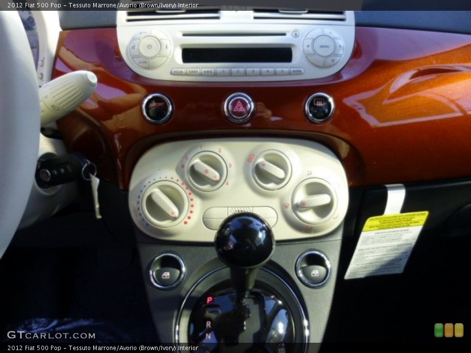 Tessuto Marrone/Avorio (Brown/Ivory) Interior Controls for the 2012 Fiat 500 Pop #74740807