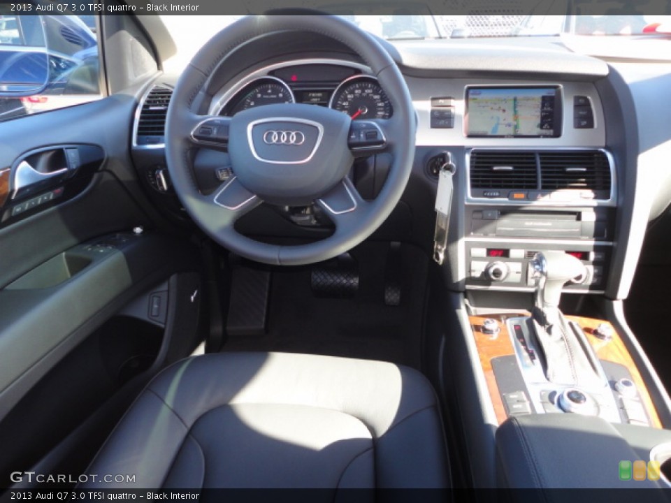 Black Interior Dashboard for the 2013 Audi Q7 3.0 TFSI quattro #74748046