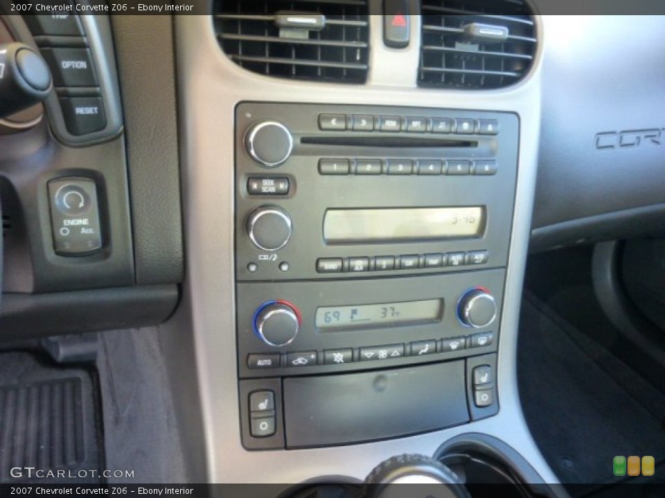 Ebony Interior Controls for the 2007 Chevrolet Corvette Z06 #74779952